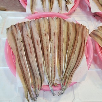 삼천포 용궁수산시장 반건조 생선/ 갈치 7~12미 (마리당 30~50g)